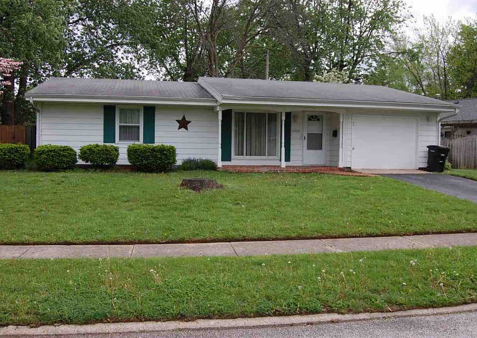 1st image of 2326 Dakota Dr
