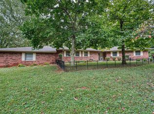 5244 Tarrytown Rd, Newburgh, IN 47630