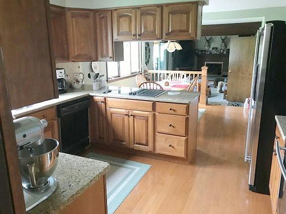 2nd image of 6848 Herron Dr