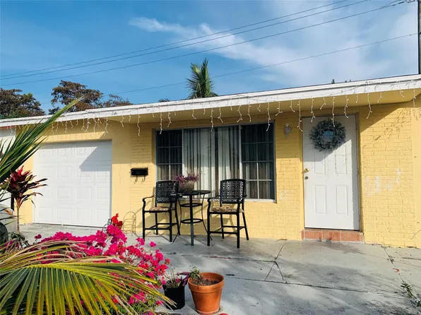 6231 SW 8th Street, North Lauderdale, FL 33068