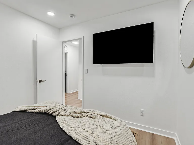 572 Macbrey Dr — Photo 11