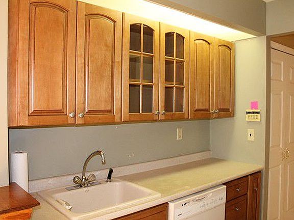 5th image of 65-31 52nd Ave #3F
