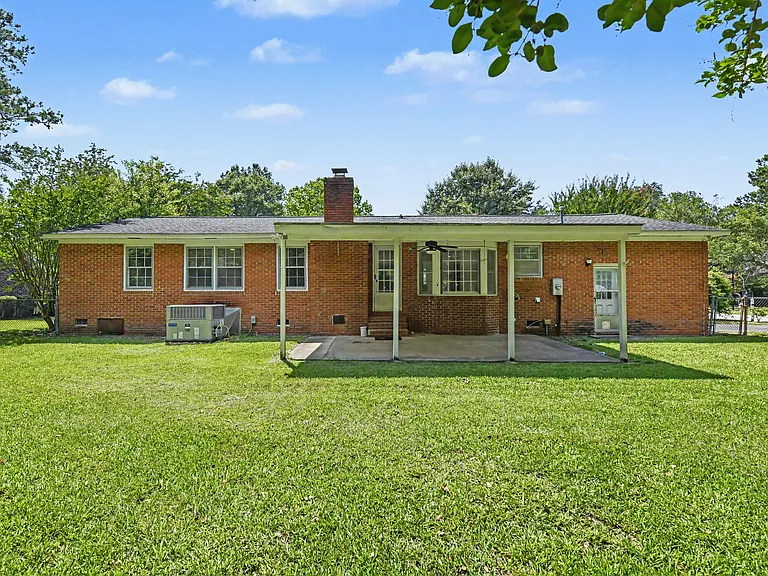 130 Sandtrap Rd — Photo 31