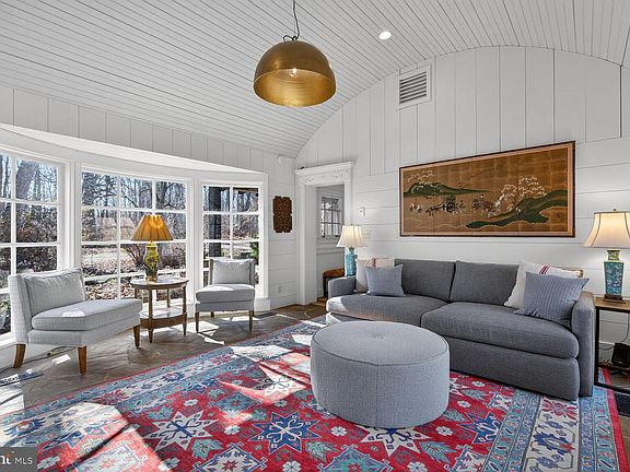 2nd image of 17651 Raven Rocks Rd