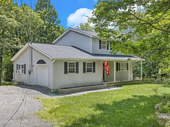 1208 N Rocky Mountain Dr, Effort, PA 18330