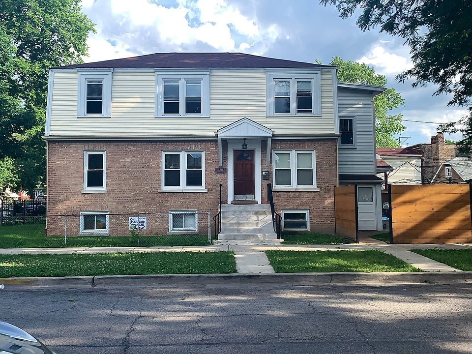 1st image of 3258 N Kostner Ave #2