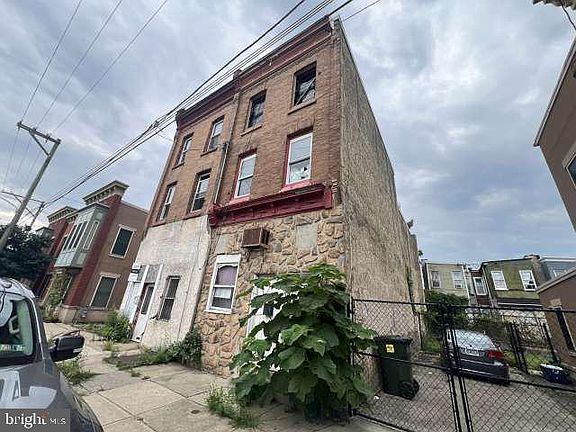 2nd image of 1912 N 31st St