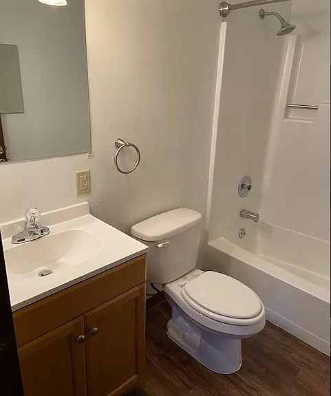 4714 Transit Rd #4 — Photo 3