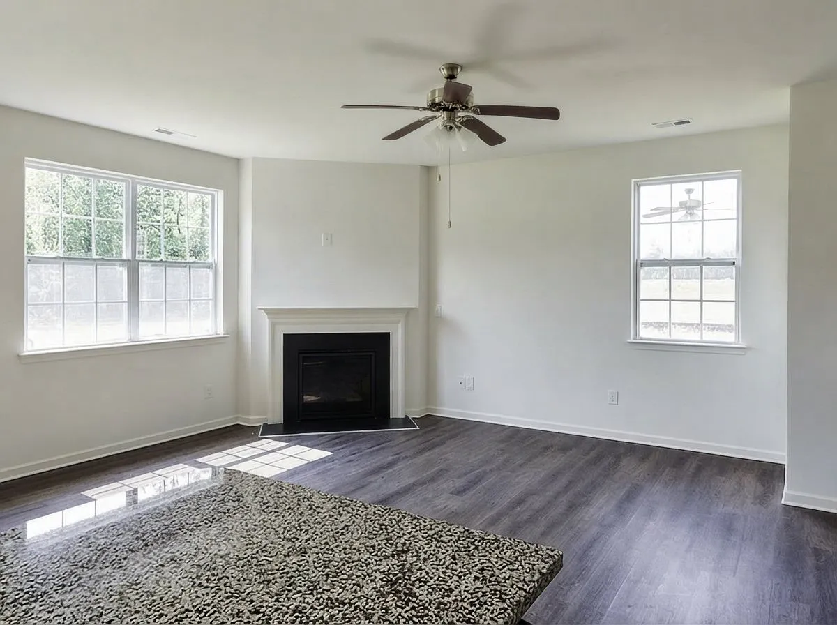 Beautiful Home in Quiet Belmont Lake Preserve Community — Photo 2