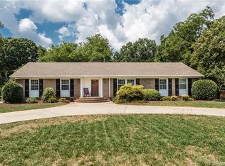 526 Wingrave Dr, Charlotte, NC 28270