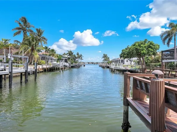 511 Alameda Ct, Marco Island, FL 34145