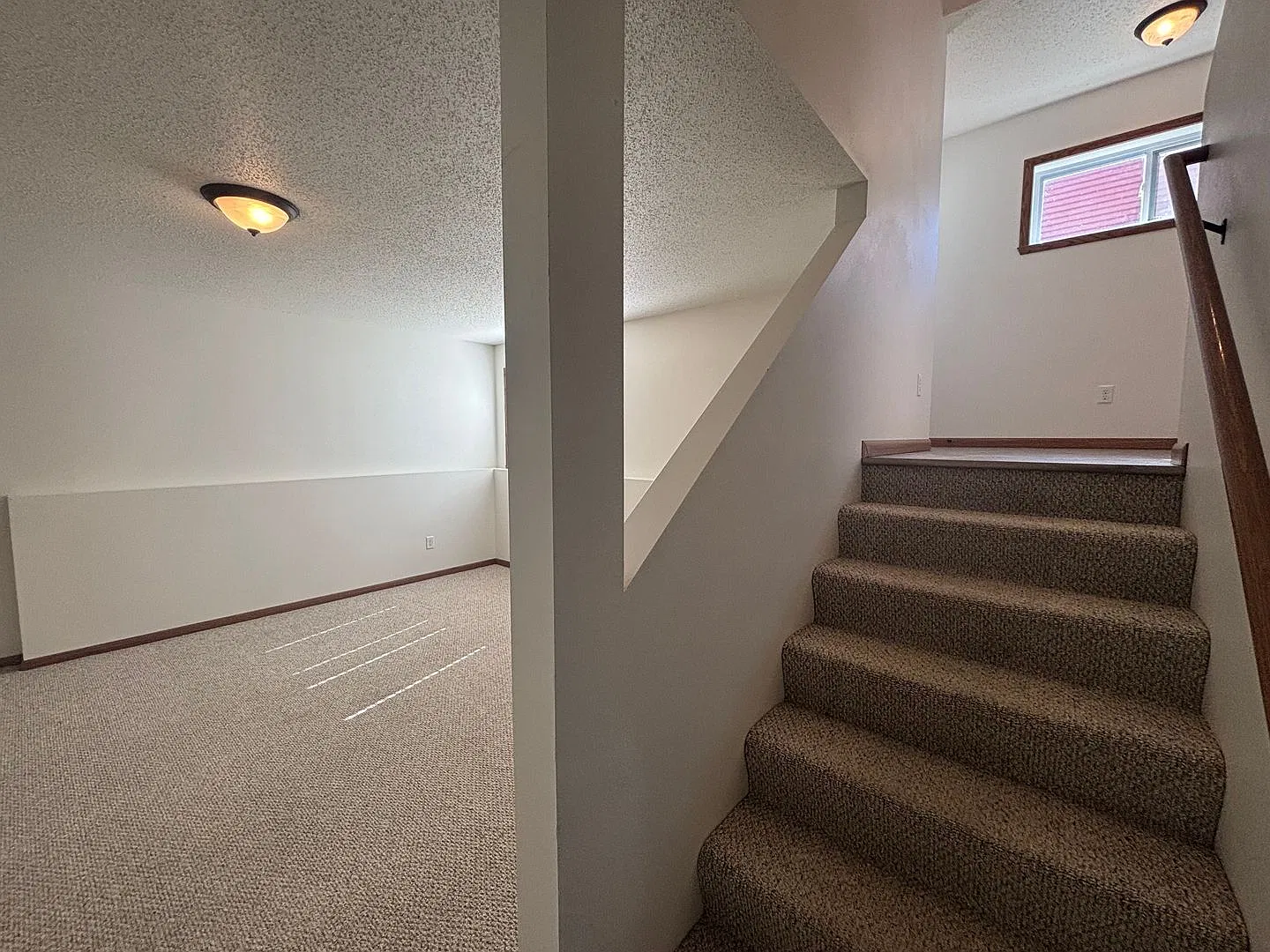 Spacious 3-Bedroom West Fargo Townhome with Double Garage! — Photo 4