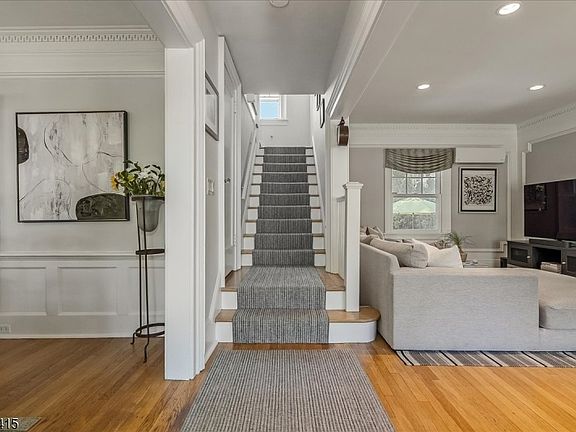 5th image of 231 Watchung Ave