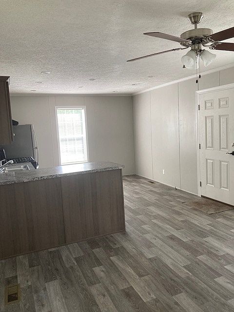 2nd image of 322 Orchard Ave