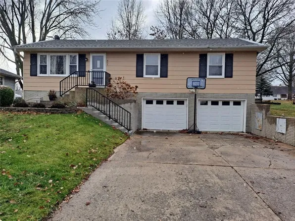 507 W 31st St, Higginsville, MO 64037