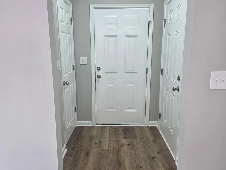 697 Armitage Way — Photo 15