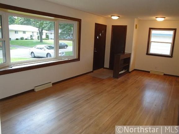 2nd image of 5525 Vera Cruz Ave N