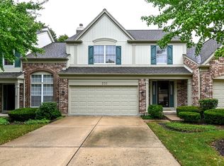 233 Esprit Ct UNIT 233, Bloomingdale, IL 60108