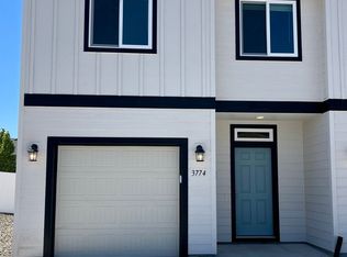 3774 S Roosevelt Pl, Kennewick, WA 99338