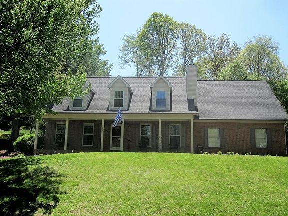 2nd image of 1149 Winding Way Dr