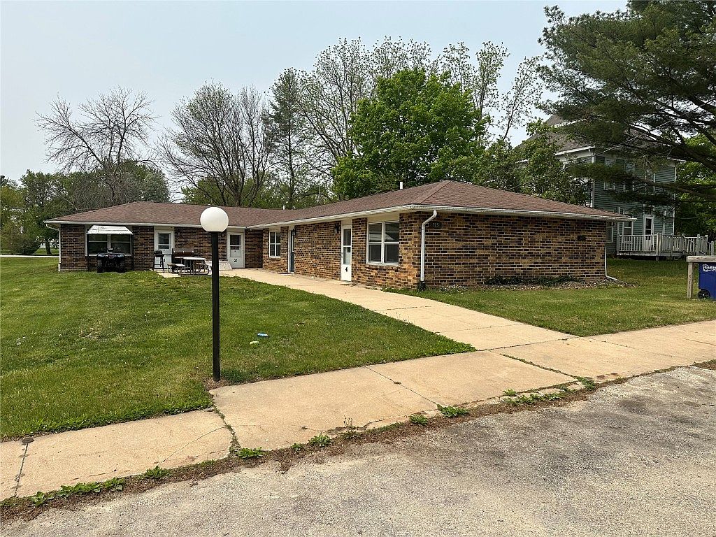 725 Prospect St, Lamont, IA 50650 Zillow
