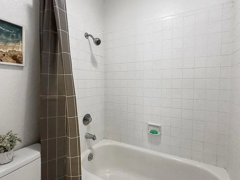 5315 Shelter Creek Ln — Photo 11