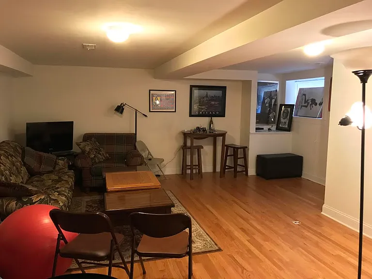 1243 N Greenview Ave — Photo 11