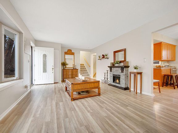 3rd image of 4743 104th Ave NE