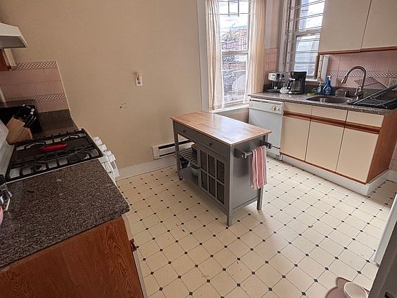 5th image of 73 Harvard Ave APT 3