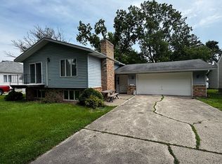 219 7th Ave SE, Elbow Lake, MN 56531