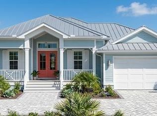 13 Laurel Ct, Placida, FL 33946