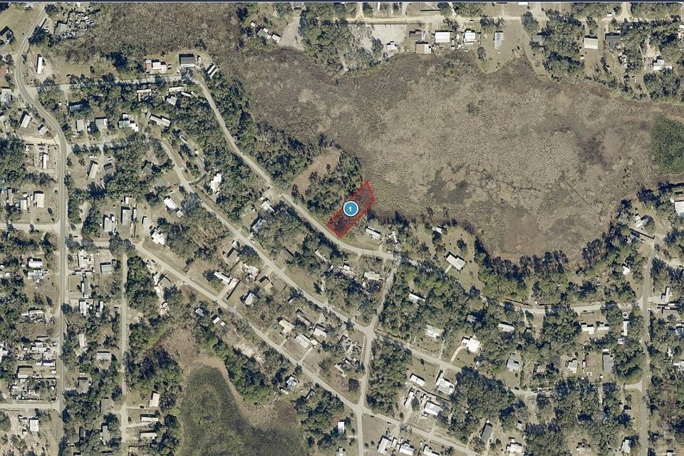 2nd image of 17-17-29-0200-00 Lakeside Dr