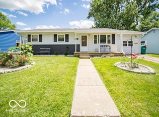1813 Hawthorne Dr, Plainfield, IN 46168