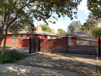 4552 N Delno Ave, Fresno, CA, 93705