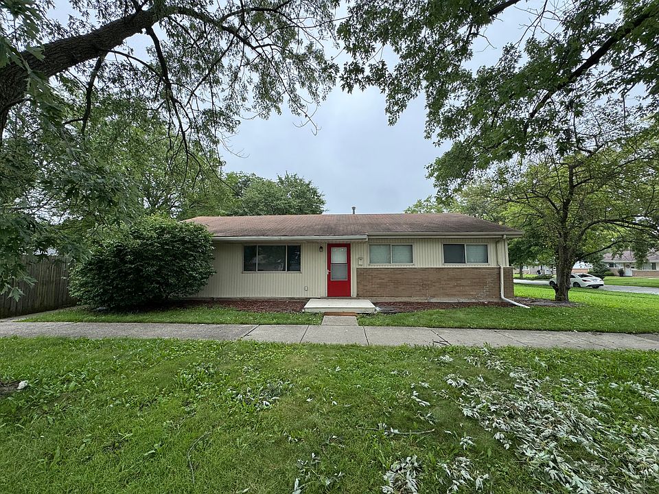1st image of 17246 Community St
