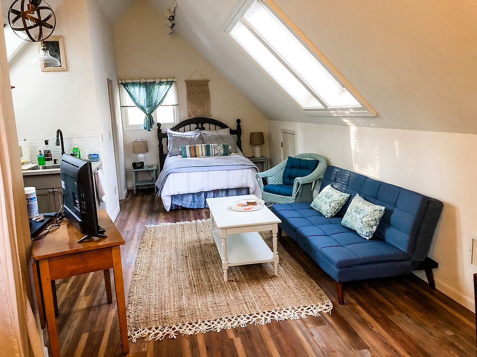 Loft-style apartment above garage of a main home property. Detached and completely separate entry and ample room for parking in the driveway. Note this apartment is up a flight of stairs and may not be suitable for all guests.