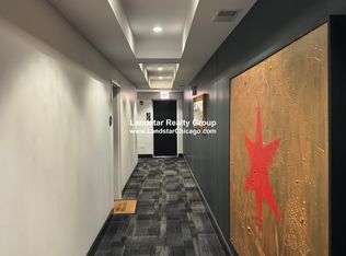 941 W Belmont Ave APT 506, Chicago, IL 60657