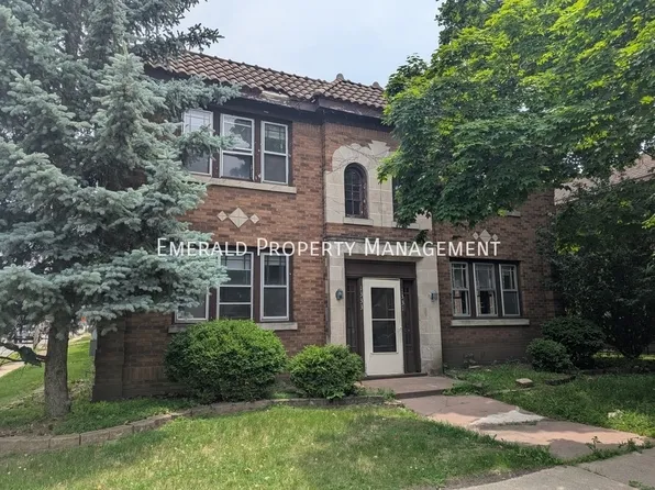 1331 Evelyn St #3, Rockford, IL 61103