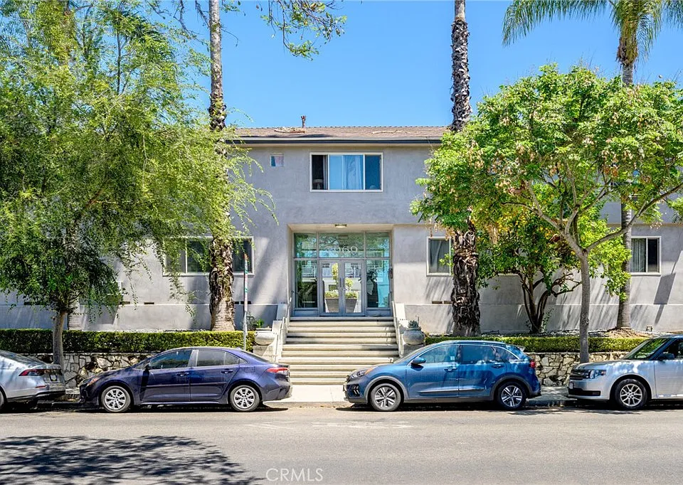 7969 Norton Ave #3