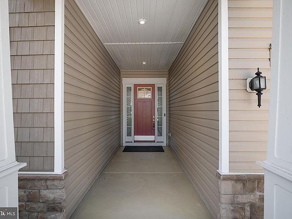 5th image of 136 Nauset Ln