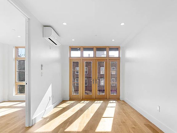 4th image of 701 Lafayette Ave #3-A