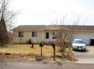 667 S Dumont Dr, Pueblo West, CO 81007