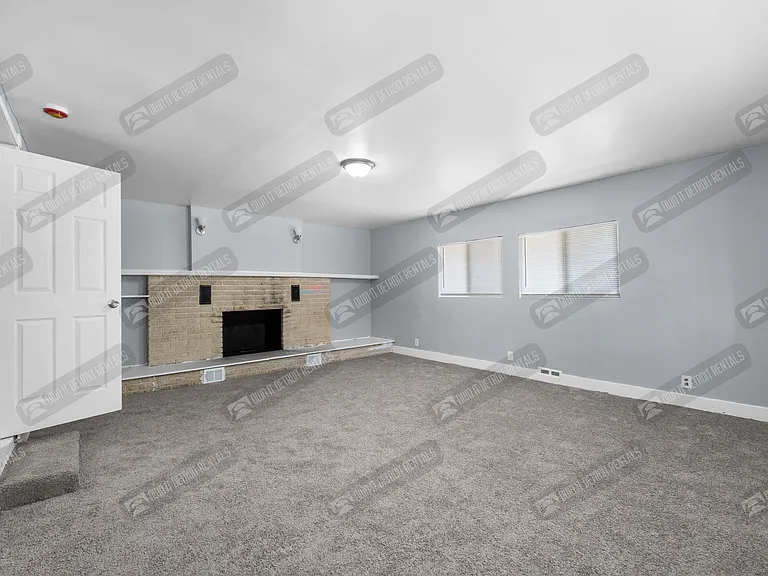 13917 Rossini Dr — Photo 7