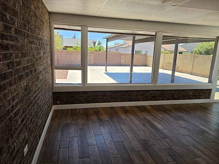 1731 E Redfield Rd — Photo 37