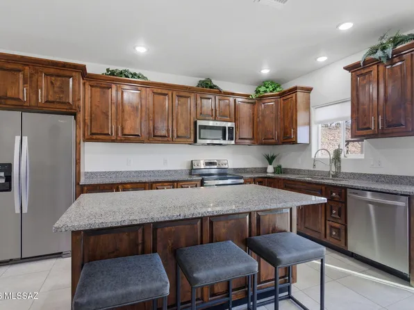 1878 Circulo Girasol, Rio Rico, AZ 85648