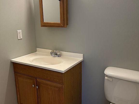 5th image of 102 Chanticleer Ct #106