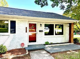 2255 Falmouth Rd, Charlotte, NC 28205