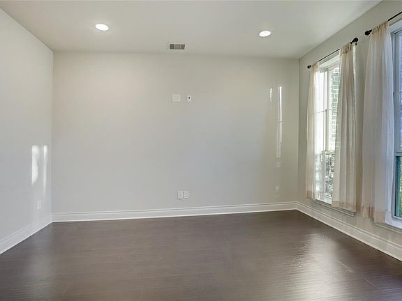 5th image of 13615 Violet Bay Ct