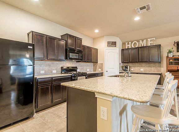 5th image of 103 Lina Ln