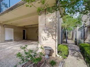201 Vanderpool Ln APT 2, Houston, TX 77024
